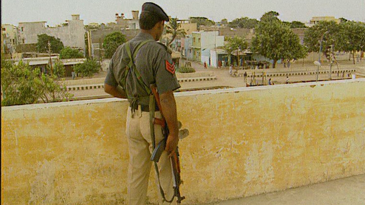 Karachi - A City At War With Itself