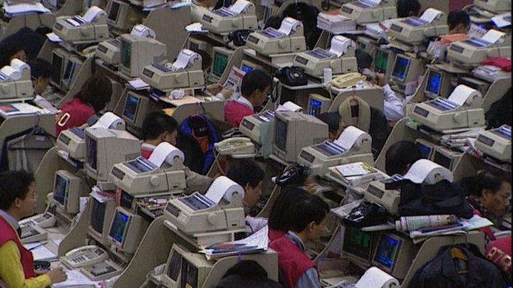 Why Peregrine Bank Went Bust