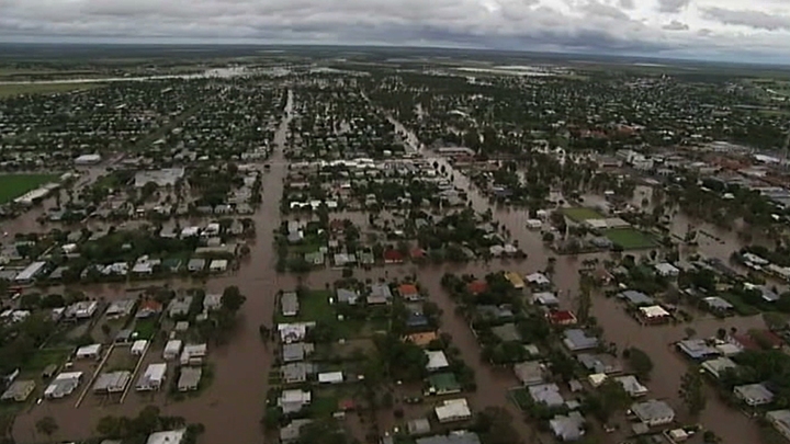 Brisbane braces for flood crisis
